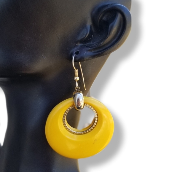 1930s ART DECO BUTTERSCOTCH BAKELITE HOOP DROP EARRINGS - Picture 1 of 6